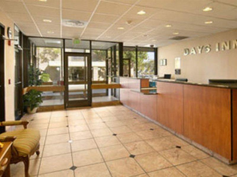 Days Hotel By Wyndham Oakland Airport-Coliseum 外观 照片