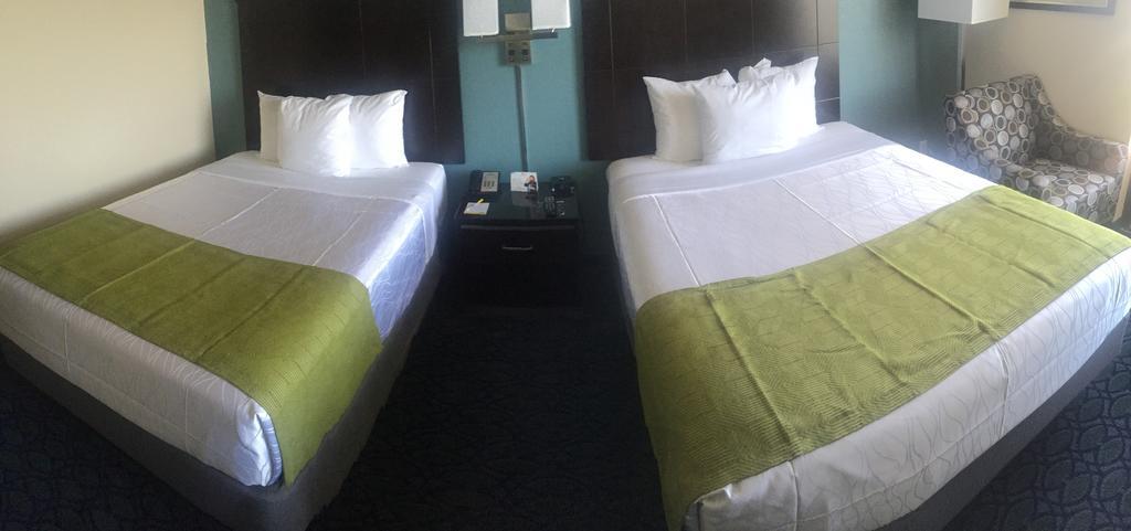 Days Hotel By Wyndham Oakland Airport-Coliseum 外观 照片