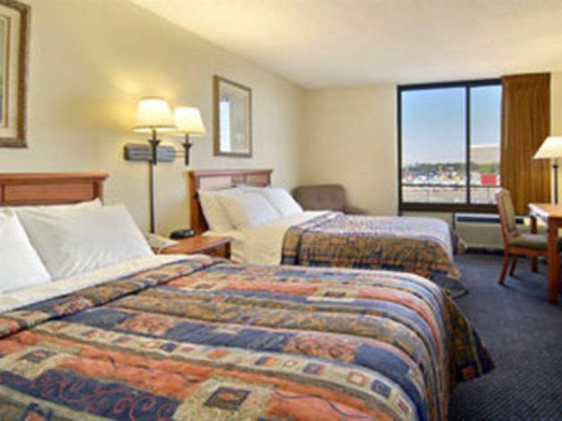Days Hotel By Wyndham Oakland Airport-Coliseum 外观 照片