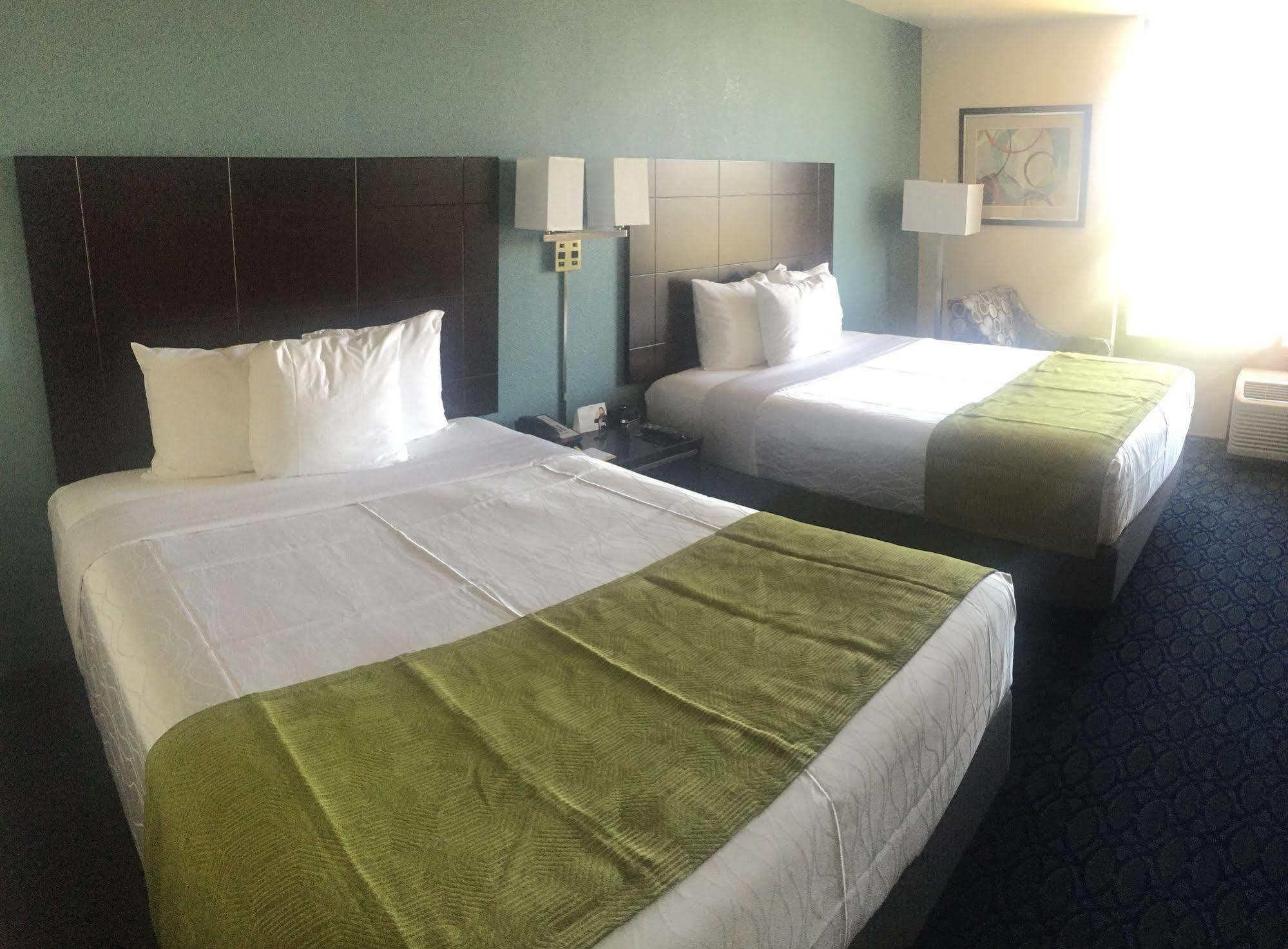 Days Hotel By Wyndham Oakland Airport-Coliseum 外观 照片