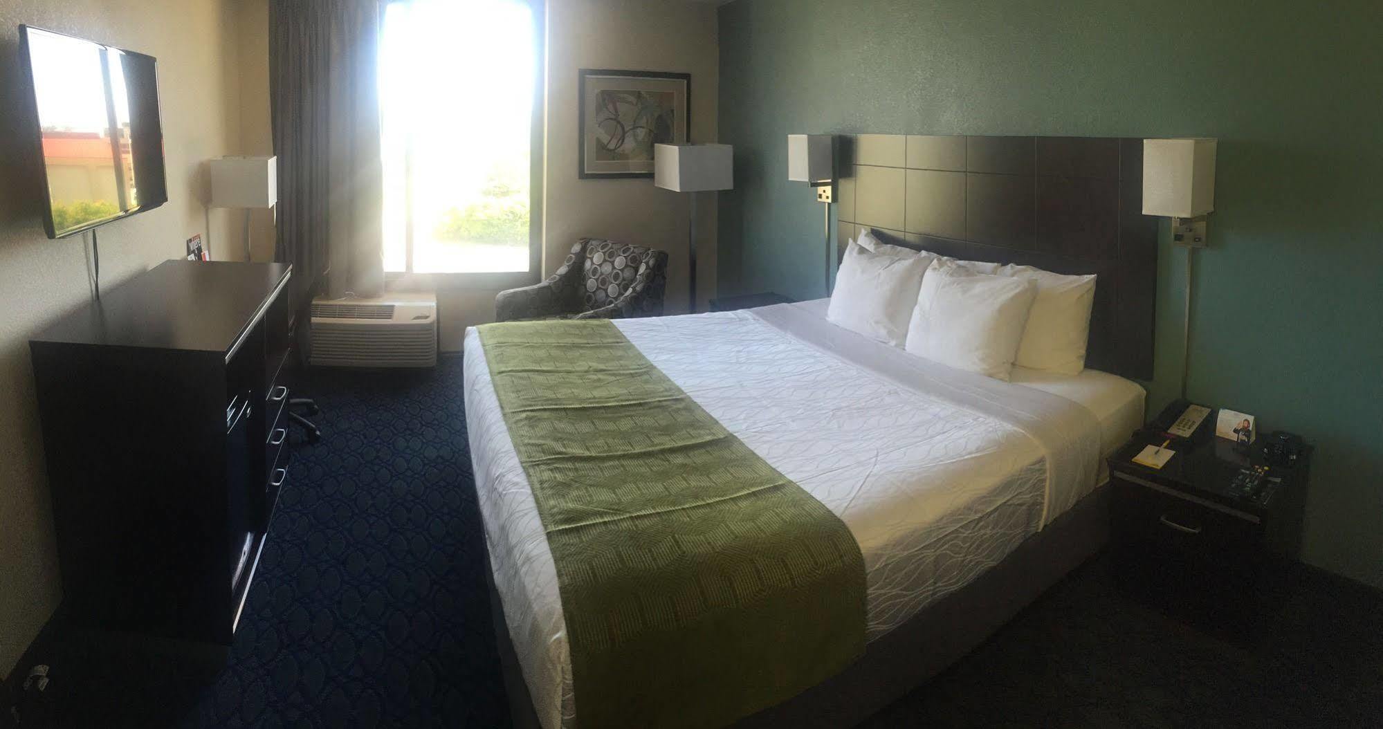 Days Hotel By Wyndham Oakland Airport-Coliseum 外观 照片