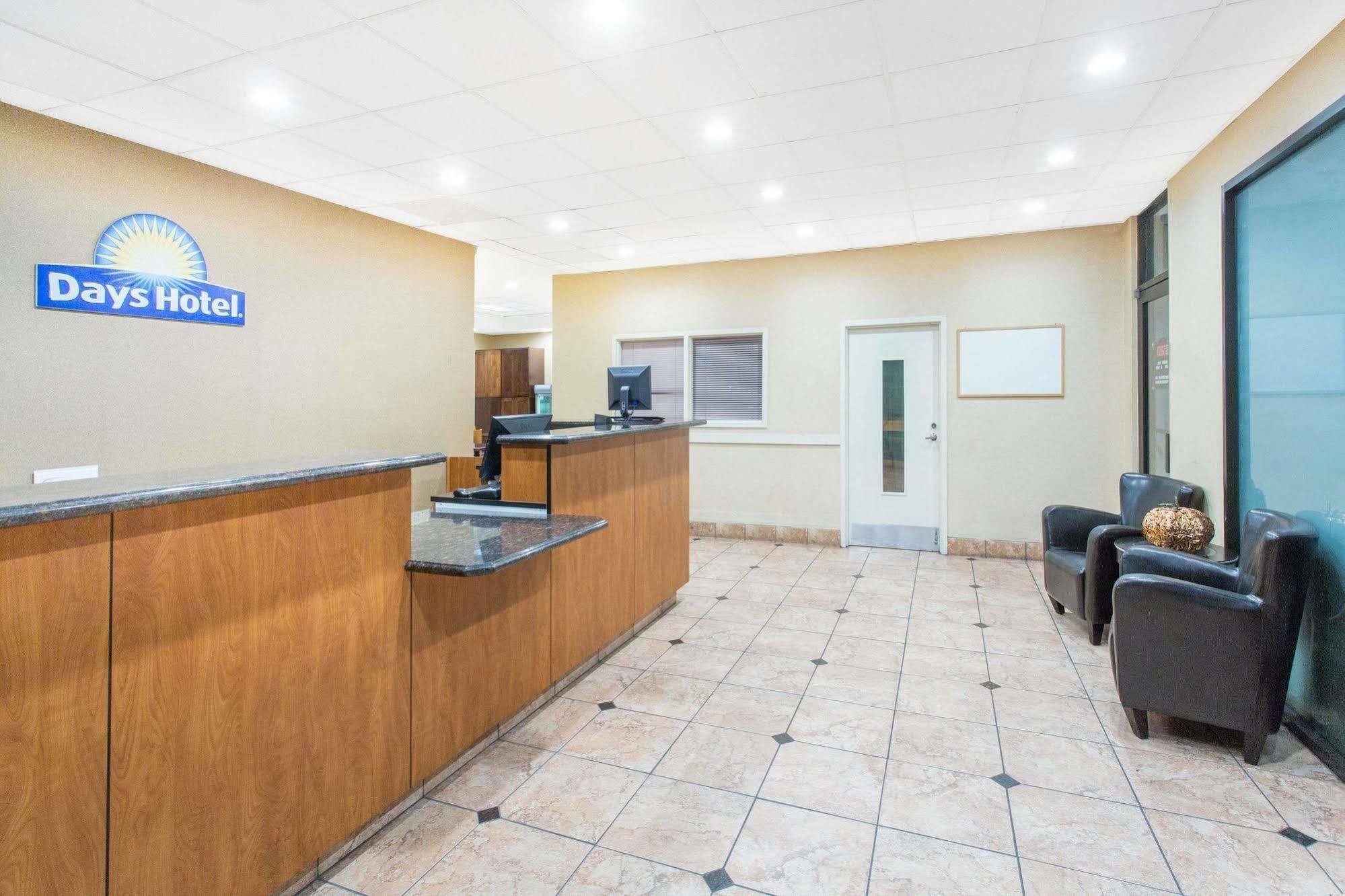Days Hotel By Wyndham Oakland Airport-Coliseum 外观 照片