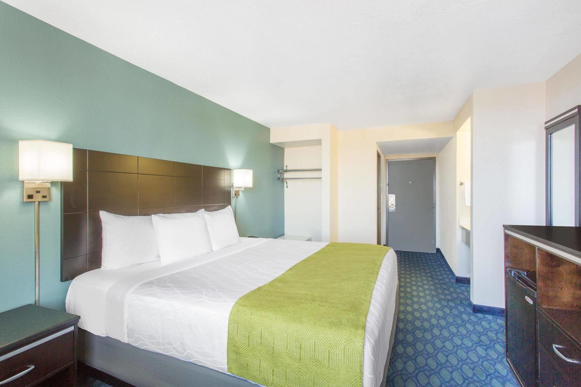 Days Hotel By Wyndham Oakland Airport-Coliseum 外观 照片