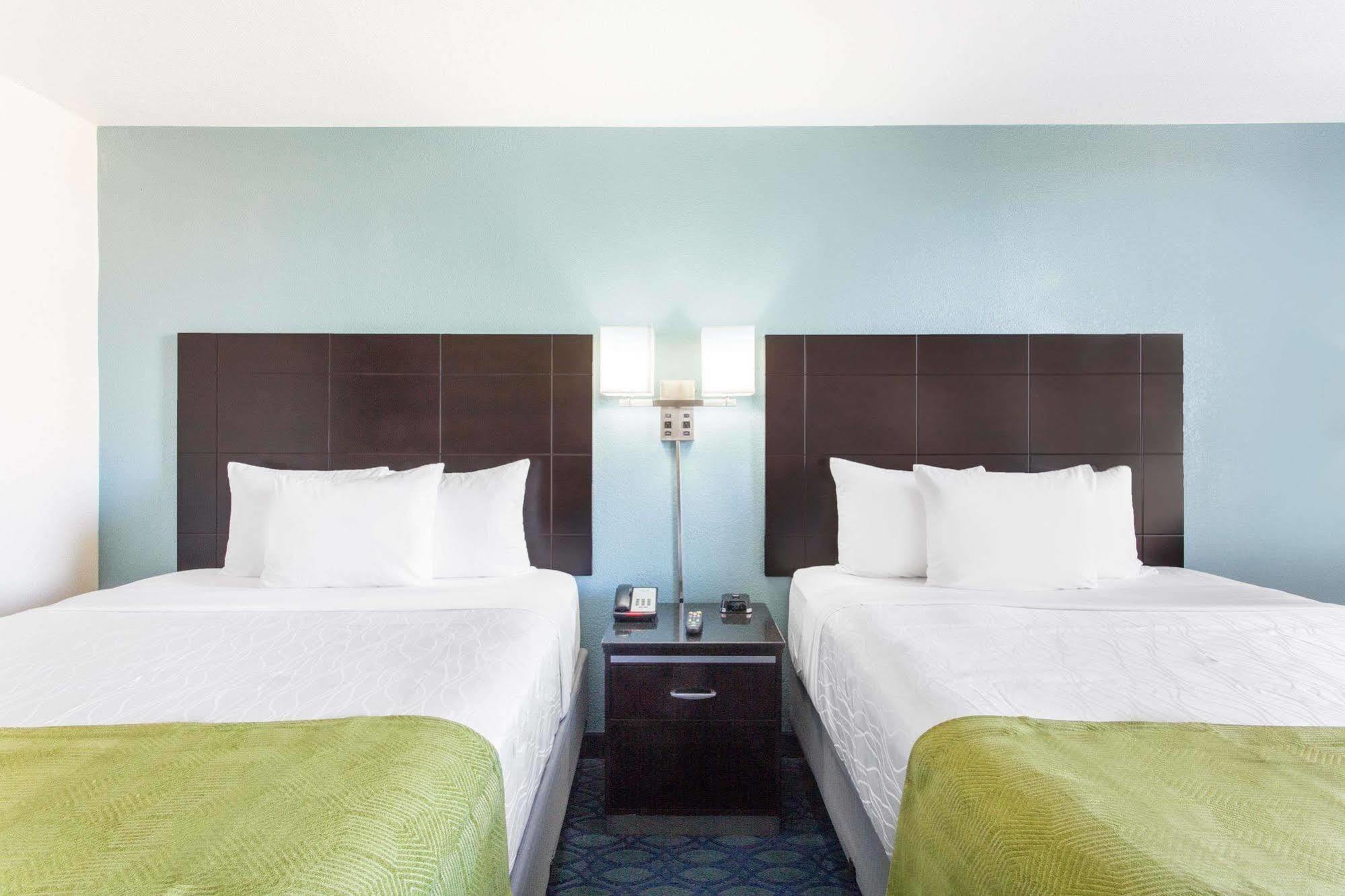 Days Hotel By Wyndham Oakland Airport-Coliseum 外观 照片